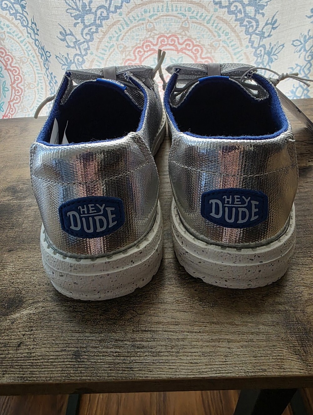 Hey Dude Wendy Sparkle Bow Shoes – Silver/Sea Blue – Women’s Size 7 – NWT - Picture 6 of 10